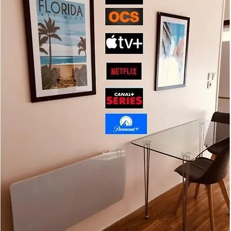 T2 Confort Tv 55' Avec Canal Series Netflix Dazen Bein Sport Apple Tv Ocs Paramount Prime Video 아파트 낭시