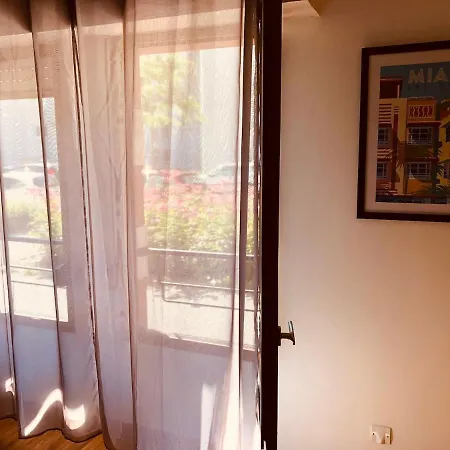 T2 Confort Tv 55' Avec Canal Series Netflix Dazen Bein Sport Apple Tv Ocs Paramount Prime Video