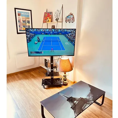 Apartman T2 Confort Tv 55' Avec Canal Series Netflix Dazen Bein Sport Apple Tv Ocs Paramount Prime Video