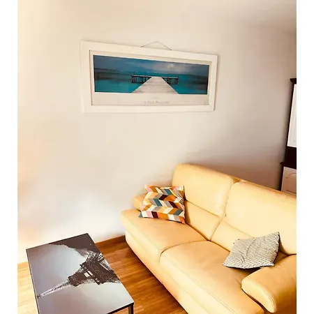 T2 Confort Tv 55' Avec Canal Series Netflix Dazen Bein Sport Apple Tv Ocs Paramount Prime Video شقة *