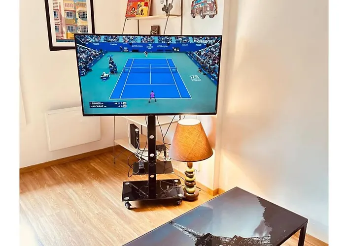 Daire T2 Confort Tv 55' Avec Canal Series Netflix Dazen Bein Sport Apple Tv Ocs Paramount Prime Video